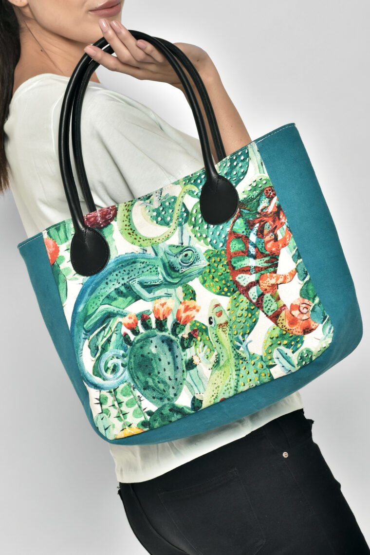 Gecko Shoulder Bag