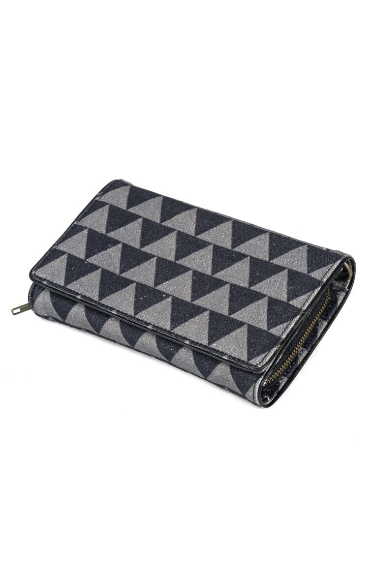 Pyramid Clutch With Sling